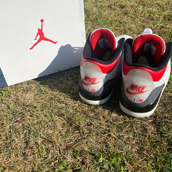 Air Jordan 3 Retro SE Denim “Fire red” - Picture 4 of 6